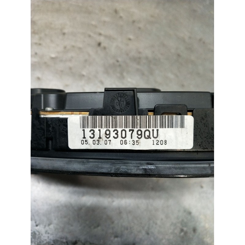 Recambio de cuadro instrumentos para opel vectra c berlina 3.0 v6 cdti cat (z 30 dt / ldh) referencia OEM IAM 13193079QU  