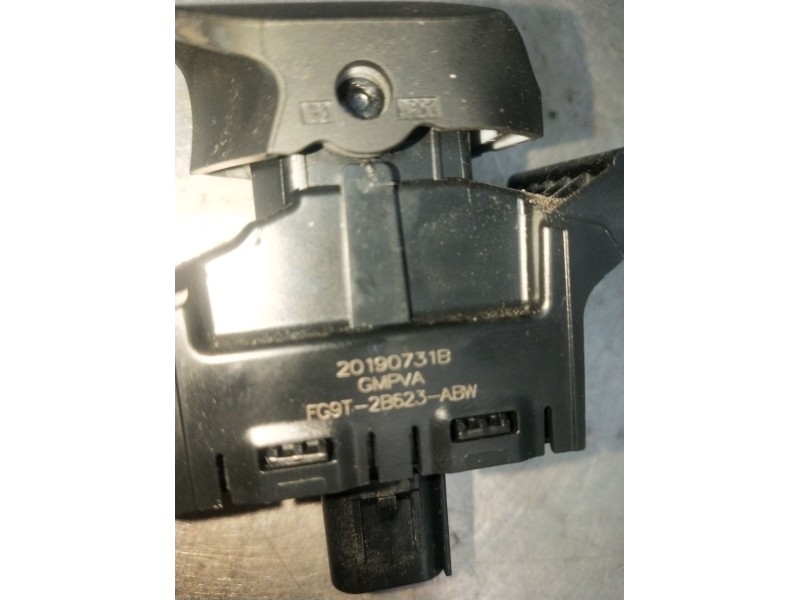 Recambio de mando multifuncion para ford mondeo v sedán (cd) 2.0 hybrid referencia OEM IAM 20190731B FG9T2B623ABW FRENO DE MANO