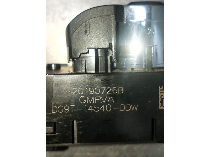 Recambio de mando elevalunas delantero izquierdo para ford mondeo v sedán (cd) 2.0 hybrid referencia OEM IAM 20190726B DG9T14540