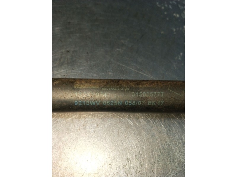 Recambio de amortiguadores maletero / porton para opel vectra c berlina 3.0 v6 cdti cat (z 30 dt / ldh) referencia OEM IAM 13241