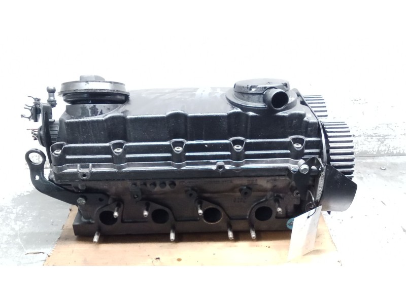 Recambio de culata para audi a4 berlina (8e) 2.0 tdi 16v (103kw) referencia OEM IAM 03G103373A BLB 