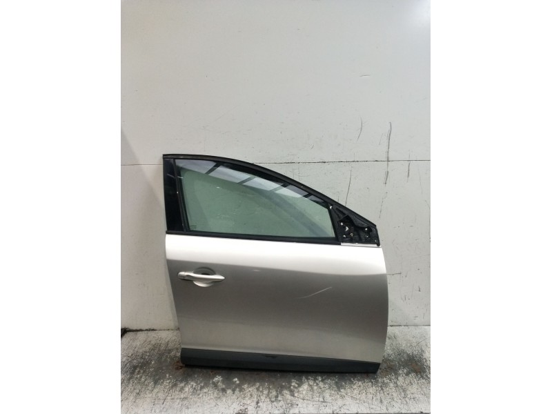 Recambio de puerta delantera derecha para renault megane iii hatchback (bz0/1_, b3_) 1.9 dci (bz0n, bz0j) referencia OEM IAM  5P