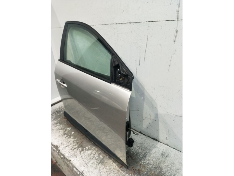 Recambio de puerta delantera derecha para renault megane iii hatchback (bz0/1_, b3_) 1.9 dci (bz0n, bz0j) referencia OEM IAM  5P