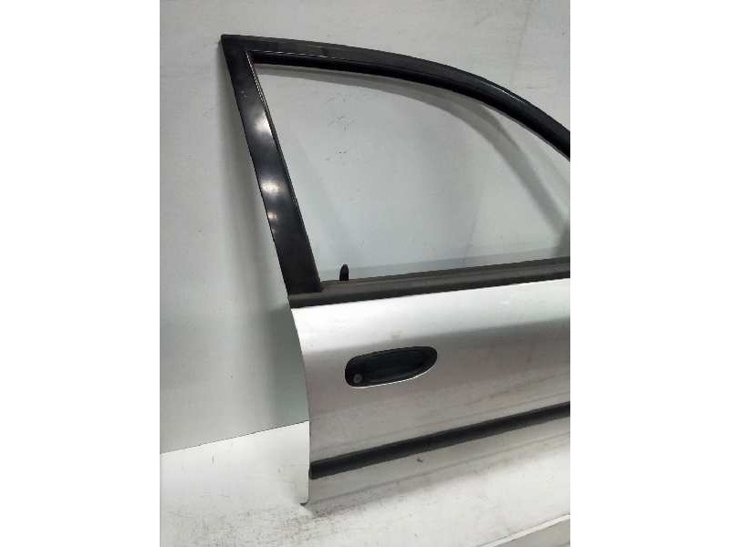Recambio de puerta delantera derecha para mitsubishi carisma berlina 4 (da0) 1.9 di-d cat referencia OEM IAM   