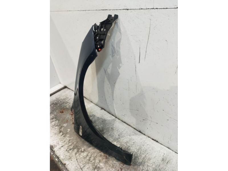 Recambio de aleta delantera derecha para opel astra j lim. cosmo referencia OEM IAM   