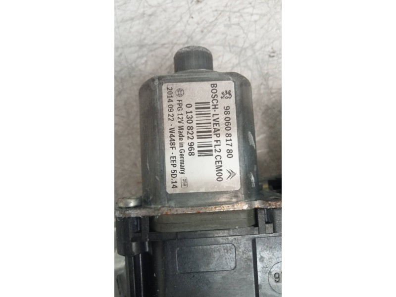 Recambio de elevalunas delantero derecho para peugeot 2008 (--.2013) allure referencia OEM IAM 9806081780 0130822968 9806088080