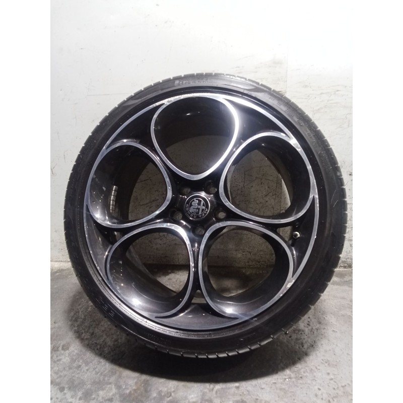Recambio de juego llantas para alfa romeo giulia (952_) 2.2 d q4 (952aha45, 952ama4) referencia OEM IAM 255/35 R19 96Y  VER FOTO
