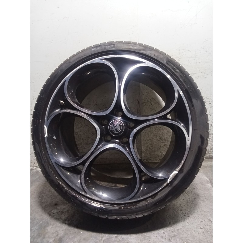 Recambio de juego llantas para alfa romeo giulia (952_) 2.2 d q4 (952aha45, 952ama4) referencia OEM IAM 255/35 R19 96Y  VER FOTO