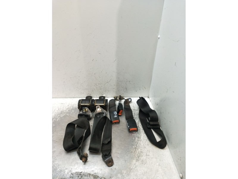 Recambio de juego cinturones delantero para nissan cabstar e (tl_, vl_) 125.35, 125.45 (tl0, vl0) referencia OEM IAM  5P 