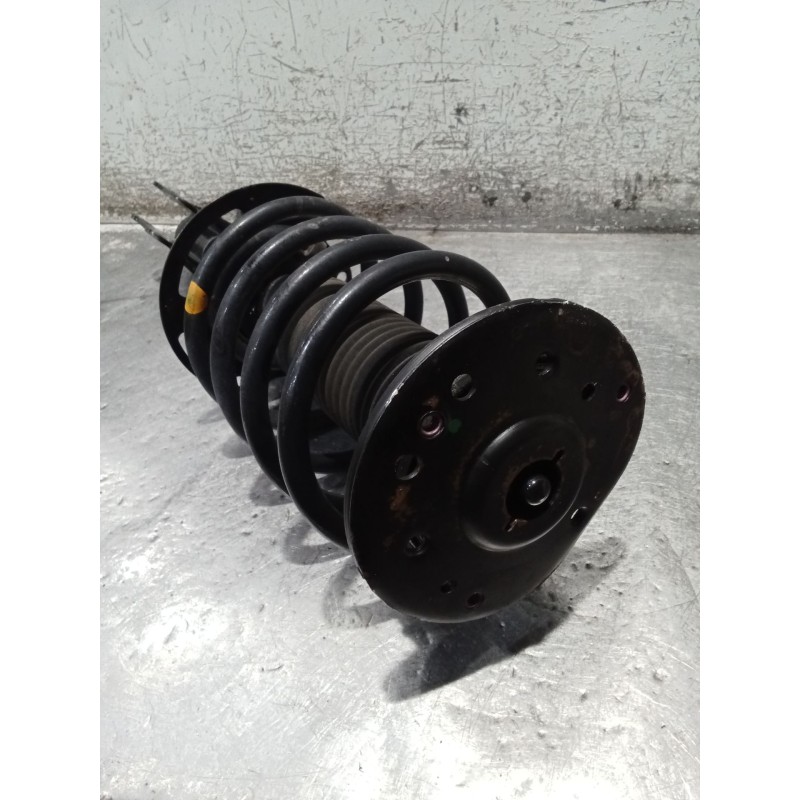 Recambio de amortiguador delantero izquierdo para ford mondeo v sedán (cd) 2.0 hybrid referencia OEM IAM   