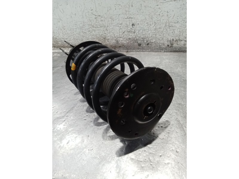 Recambio de amortiguador delantero izquierdo para ford mondeo v sedán (cd) 2.0 hybrid referencia OEM IAM   