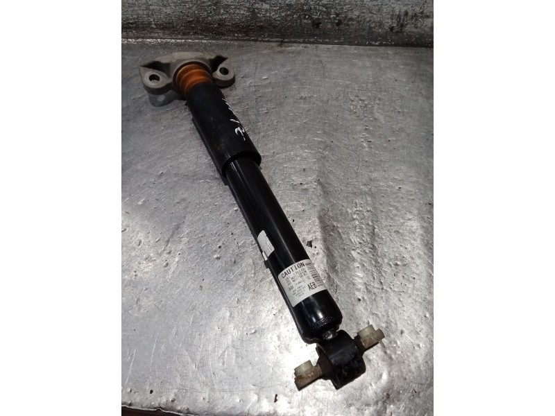 Recambio de amortiguador trasero izquierdo para ford mondeo v sedán (cd) 2.0 hybrid referencia OEM IAM   