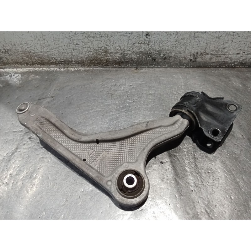 Recambio de brazo suspension inferior delantero izquierdo para ford mondeo v sedán (cd) 2.0 hybrid referencia OEM IAM   