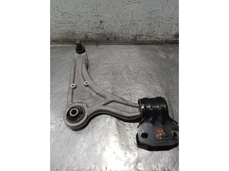 Recambio de brazo suspension inferior delantero derecho para ford mondeo v sedán (cd) 2.0 hybrid referencia OEM IAM   