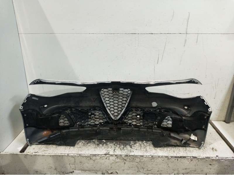 Recambio de paragolpes delantero para alfa romeo giulia (952_) 2.2 d q4 (952aha45, 952ama4) referencia OEM IAM  VER FOTOS 