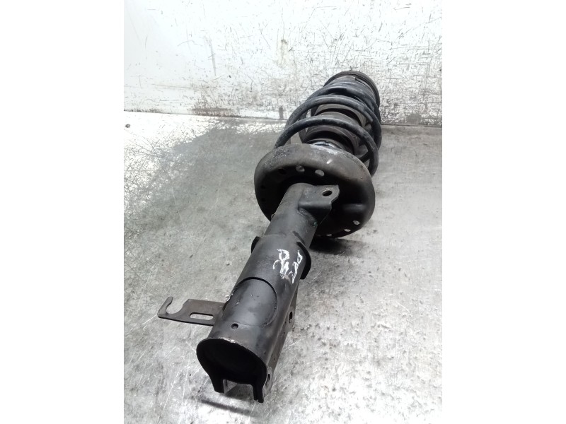 Recambio de amortiguador delantero derecho para opel astra j lim. cosmo referencia OEM IAM 13333978  