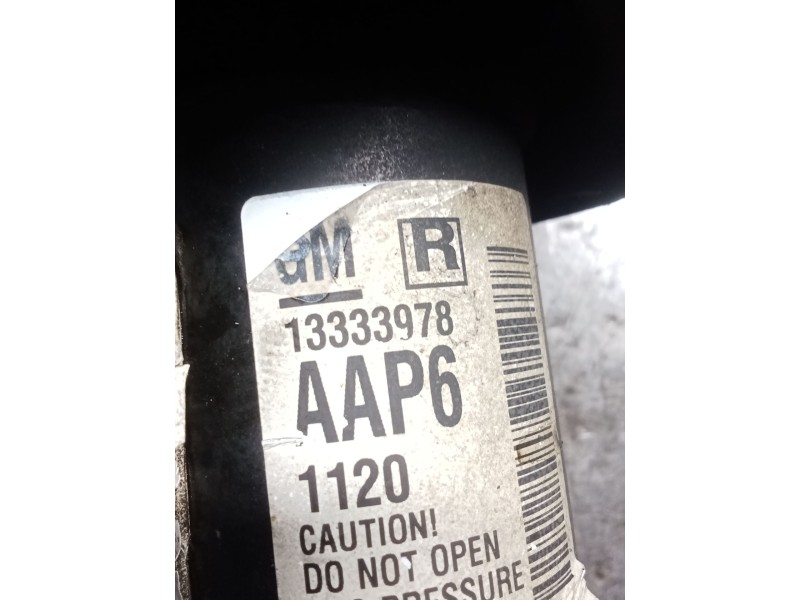 Recambio de amortiguador delantero derecho para opel astra j lim. cosmo referencia OEM IAM 13333978  