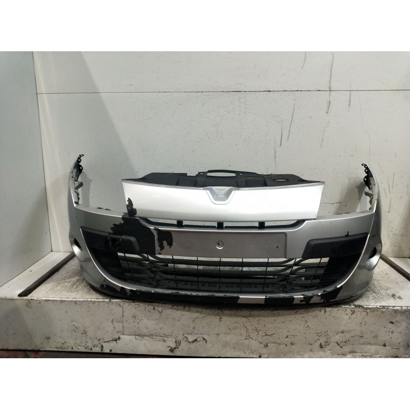 Recambio de paragolpes delantero para renault megane iii hatchback (bz0/1_, b3_) 1.9 dci (bz0n, bz0j) referencia OEM IAM  VER FO