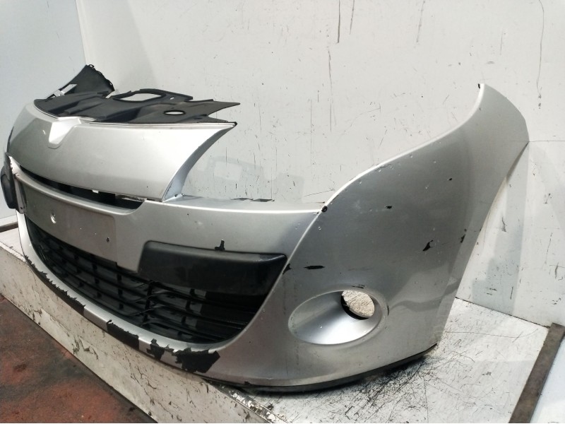 Recambio de paragolpes delantero para renault megane iii hatchback (bz0/1_, b3_) 1.9 dci (bz0n, bz0j) referencia OEM IAM  VER FO