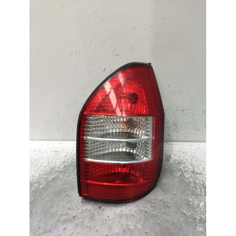 Recambio de piloto trasero derecho para opel zafira a monospace (t98) 2.0 dti 16v (f75) referencia OEM IAM  VER FOTOS 