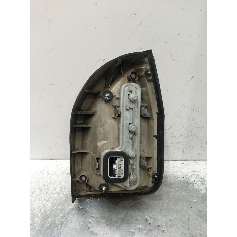 Recambio de piloto trasero izquierdo para opel zafira a monospace (t98) 2.0 dti 16v (f75) referencia OEM IAM   