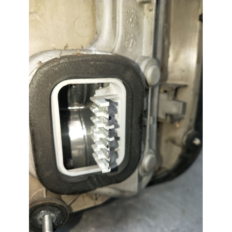 Recambio de piloto trasero izquierdo para opel zafira a monospace (t98) 2.0 dti 16v (f75) referencia OEM IAM   