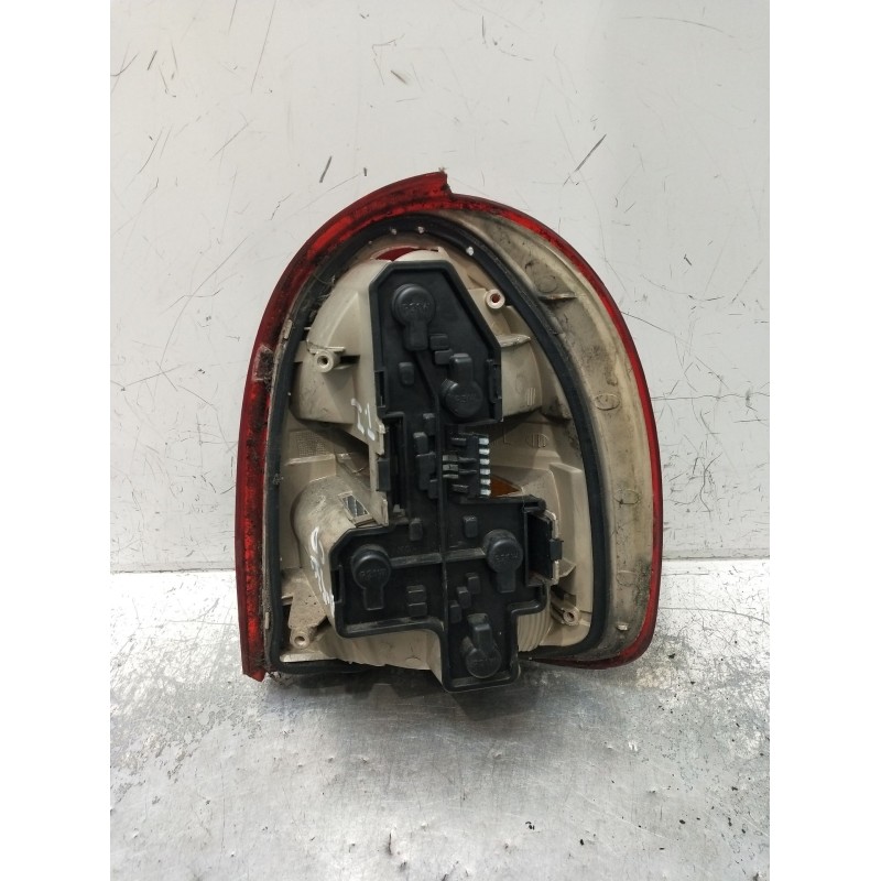 Recambio de piloto trasero izquierdo para opel corsa b (s93) 1.7 d (f08, f68, m68) referencia OEM IAM   