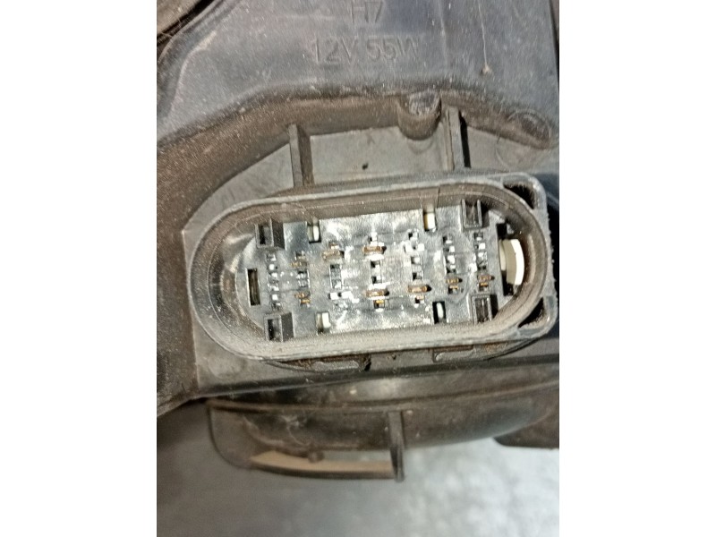 Recambio de faro izquierdo para ford focus iii sedán 1.6 ecoboost referencia OEM IAM BM5113W030AH  