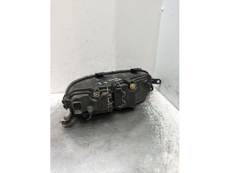 Recambio de faro izquierdo para fiat punto (188_) 1.9 jtd 80 (188.237, .257, .337, .357) referencia OEM IAM   