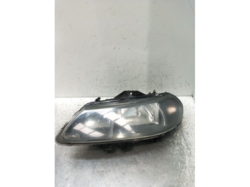 Recambio de faro izquierdo para renault laguna i (b56_, 556_) 1.9 dti (b56j) referencia OEM IAM   