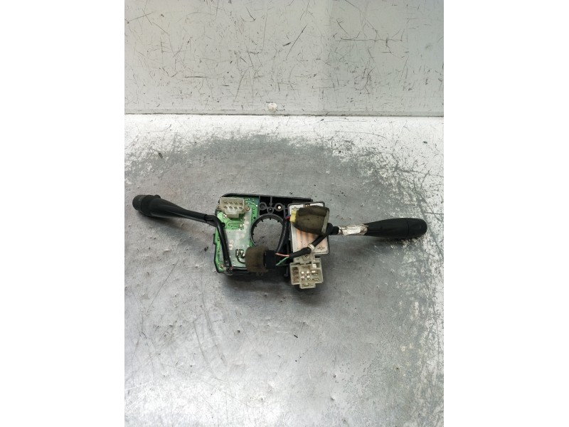 Recambio de mando luces para nissan sunny berlina (n14) 2.0 diesel referencia OEM IAM   