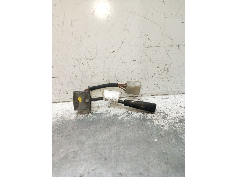 Recambio de mando limpia para nissan trade 2.8 d referencia OEM IAM   