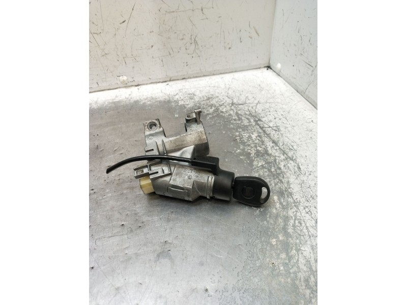 Recambio de conmutador de arranque para seat ibiza ii (6k1) 1.4 i referencia OEM IAM 6K0905851  