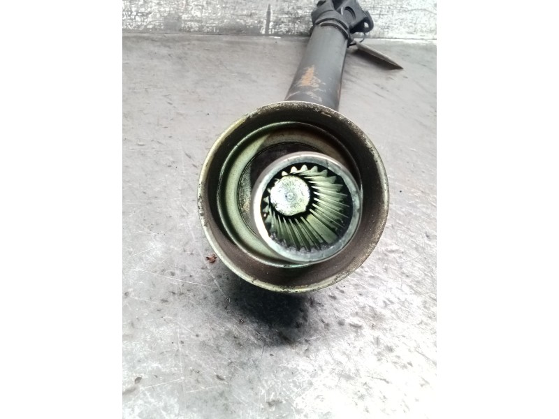 Recambio de transmision central delantera para mitsubishi montero pinin (h60/h70) 2000 gdi (3-ptas.) referencia OEM IAM 2Y28M  