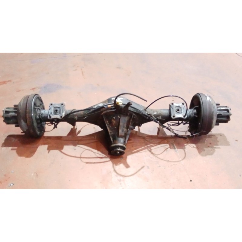 Recambio de puente trasero para nissan cabstar e (tl_, vl_) 125.35, 125.45 (tl0, vl0) referencia OEM IAM TAMBOR/ABS RUEDA GEMELA