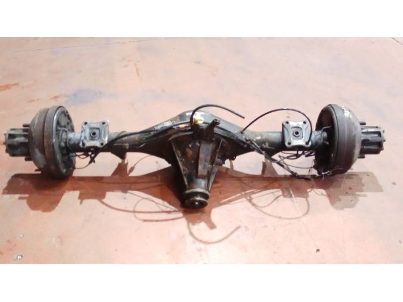 Recambio de puente trasero para nissan cabstar e (tl_, vl_) 125.35, 125.45 (tl0, vl0) referencia OEM IAM TAMBOR/ABS RUEDA GEMELA