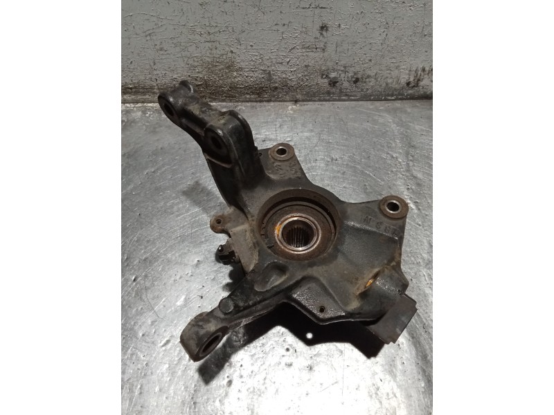 Recambio de mangueta delantera izquierda para renault megane iii hatchback (bz0/1_, b3_) 1.9 dci (bz0n, bz0j) referencia OEM IAM