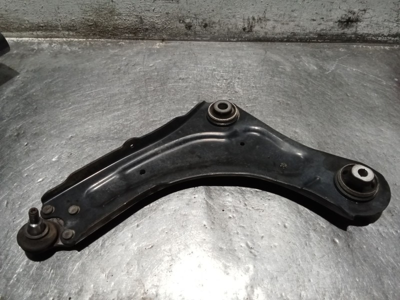 Recambio de brazo suspension inferior delantero izquierdo para renault megane iii hatchback (bz0/1_, b3_) 1.9 dci (bz0n, bz0j) r
