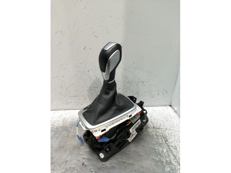 Recambio de palanca cambio para ford mondeo v sedán (cd) 2.0 hybrid referencia OEM IAM DG987K004DE3JA6  