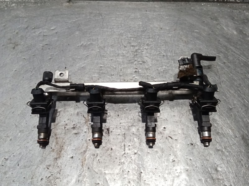 Recambio de rampa inyectora para opel corsa d cosmo referencia OEM IAM   