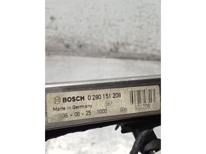 Recambio de rampa inyectora para opel corsa d cosmo referencia OEM IAM   