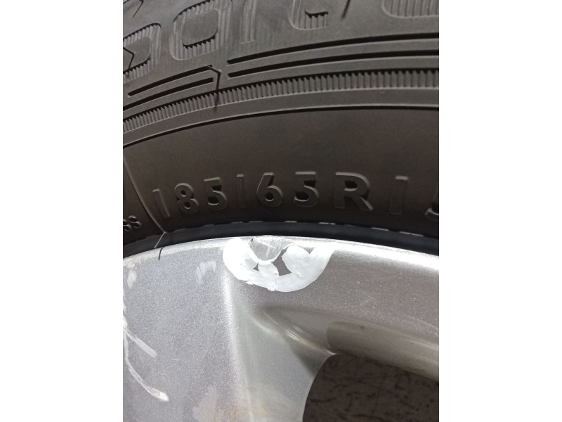 Recambio de juego llantas para skoda rapid (nh3, nk3, nk6) 1.6 tdi referencia OEM IAM 185/65 R15 88H  