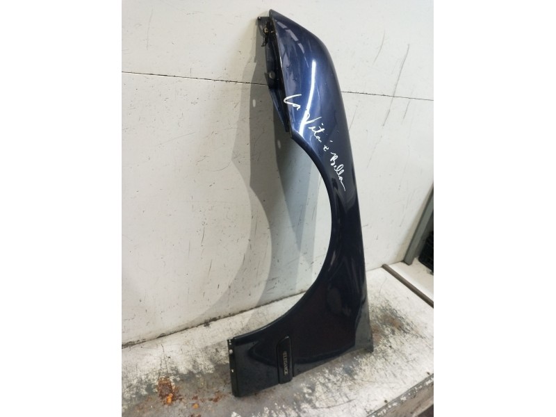 Recambio de aleta delantera izquierda para mercedes-benz clase clk (w208) coupe 200 (208.335) referencia OEM IAM   