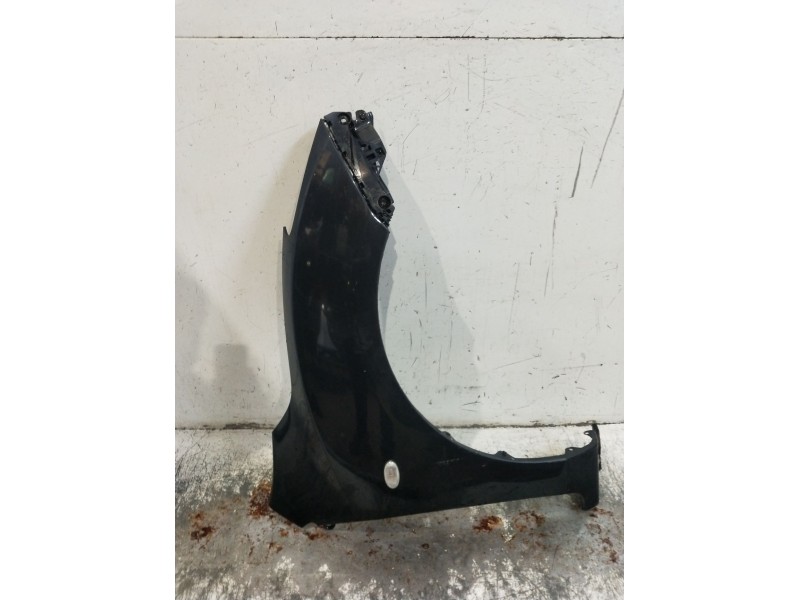 Recambio de aleta delantera derecha para mazda 3 lim. (bl) luxury referencia OEM IAM   