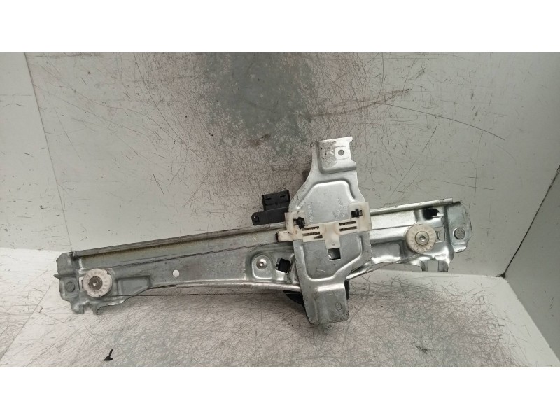 Recambio de elevalunas trasero derecho para peugeot 2008 (--.2013) allure referencia OEM IAM 9806088580 ,9806082180 0130822970