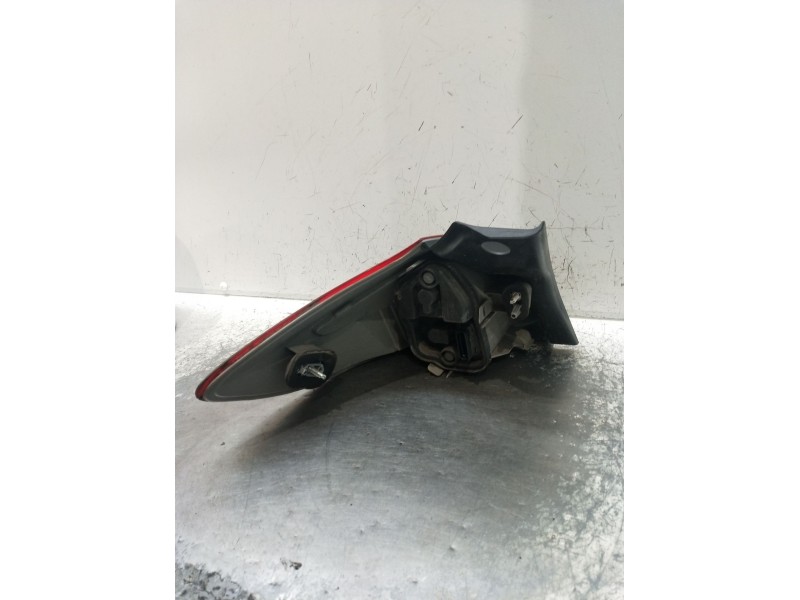 Recambio de piloto trasero derecho para renault megane iii hatchback (bz0/1_, b3_) 1.9 dci (bz0n, bz0j) referencia OEM IAM 26550