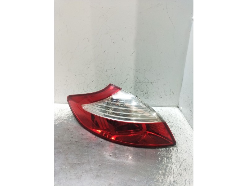 Recambio de piloto trasero izquierdo para renault megane iii hatchback (bz0/1_, b3_) 1.9 dci (bz0n, bz0j) referencia OEM IAM 265