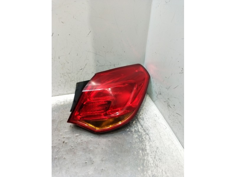 Recambio de piloto trasero derecho para opel astra j lim. cosmo referencia OEM IAM   