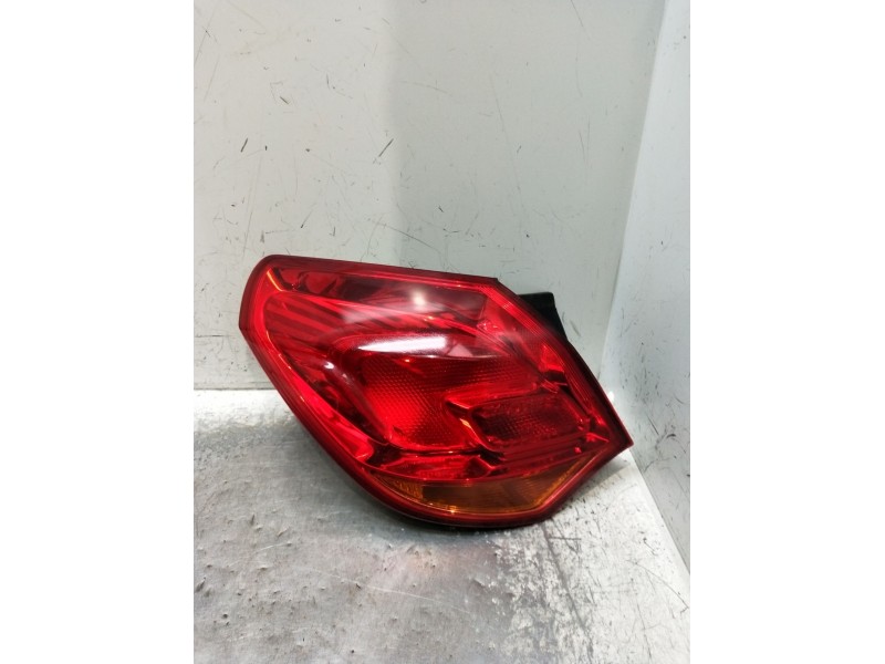 Recambio de piloto trasero izquierdo para opel astra j lim. cosmo referencia OEM IAM   