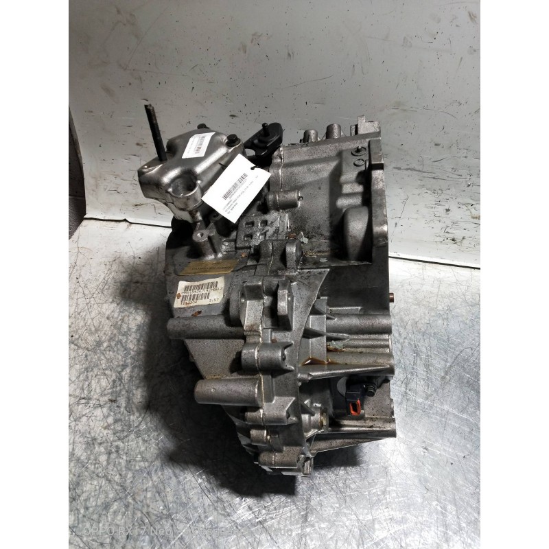 Recambio de caja cambios para mitsubishi space star (dg0) 1.9 di-d cat referencia OEM IAM MR915426 142M56L2 T113304